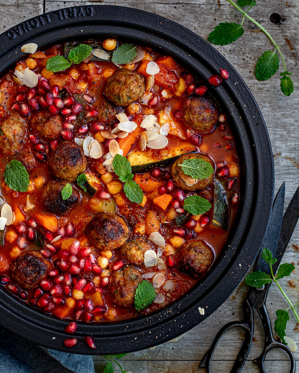 TAJINE DE BOULETTES AUX LÉGUMES